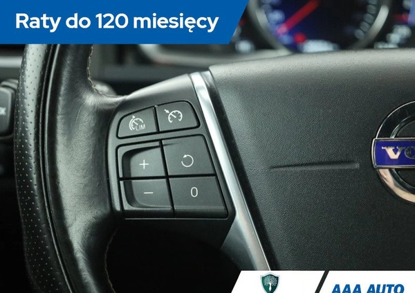 Volvo V60 cena 51000 przebieg: 223944, rok produkcji 2015 z Zalewo małe 232